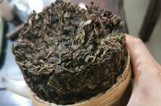 黑茶調(diào)理婦科病，女人喝黑茶好處太多了！