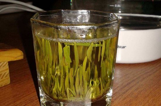 冷泡茶用什么茶葉最好，什么樣的茶適合冷泡？