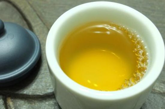 蜂蜜泡茶葉的副作用，蜂蜜泡茶葉有什么禁忌