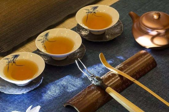 哪些茶適合泡功夫茶，功夫茶應(yīng)該配什么茶葉