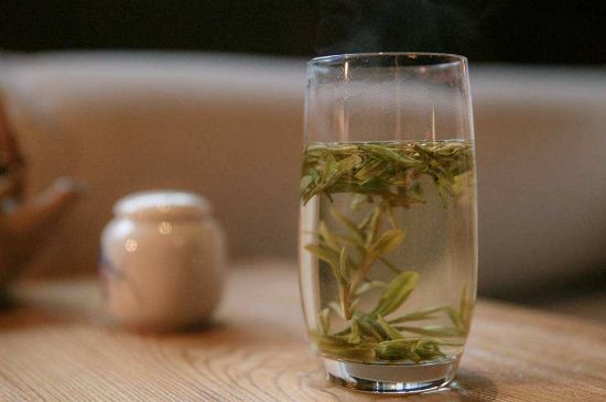 冷泡茶用什么茶葉最好，什么樣的茶適合冷泡？