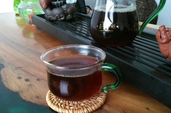 正常下一斤茶葉能喝多久，一個(gè)人一般一個(gè)月喝多少茶葉