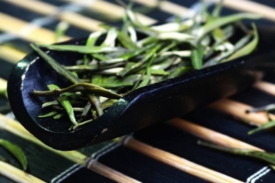 老茶和新茶哪個(gè)好，老茶好喝還是新茶好喝