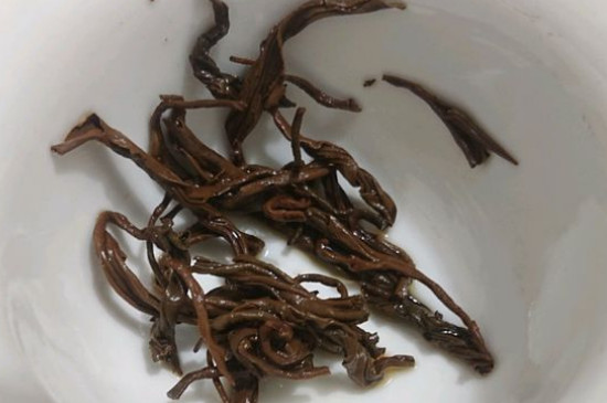 茶葉過期5年了但沒開封，茶葉放久了能喝嗎