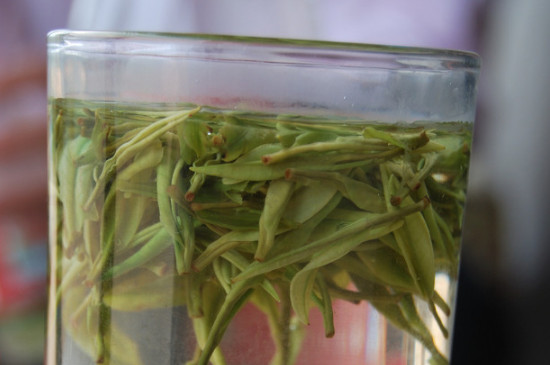 白茶的年份是怎么區(qū)分，如何辨別白茶年份