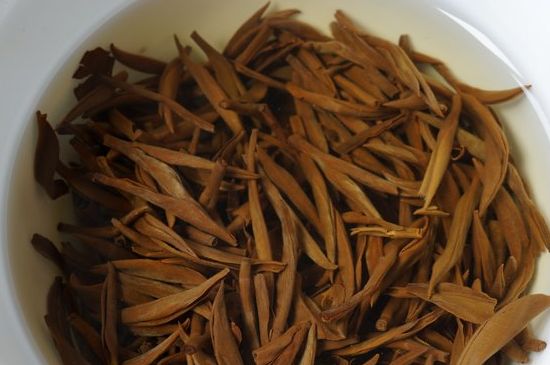 好壞金駿眉圖片對比，怎么挑選金駿眉茶葉