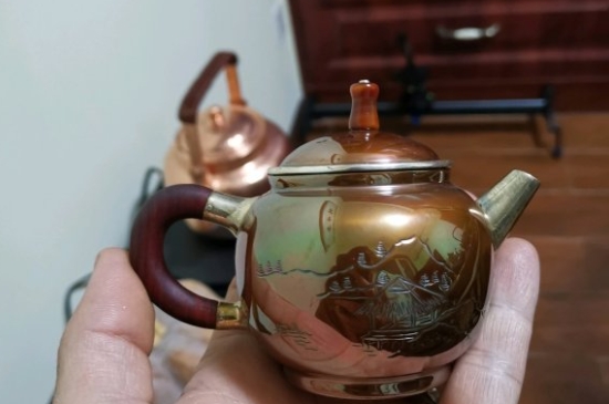 常見的七大材質(zhì)的茶具優(yōu)缺點，用什么材質(zhì)的茶具泡茶最好？