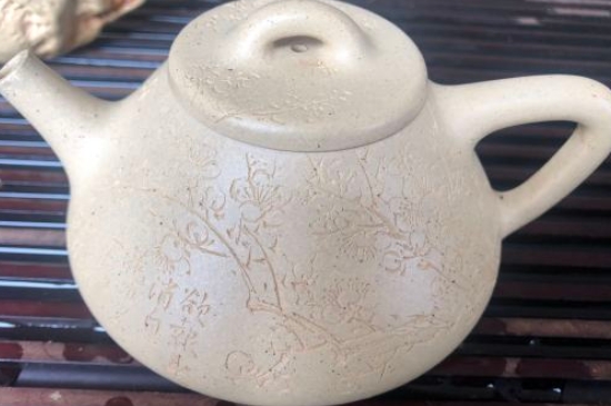新買的紫砂壺為什么會裂，真的紫砂壺是不是很容易開裂？