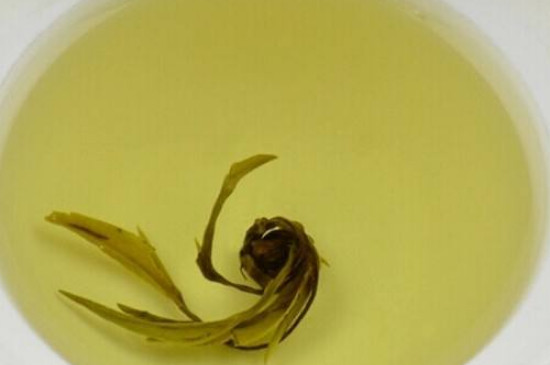 茉莉龍珠茶男人能喝嗎，男性夏季可以喝龍珠茶嗎