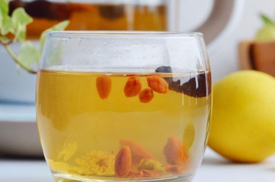 菊花茶的最佳搭配有哪幾樣，菊花茶和什么搭配喝效果好？