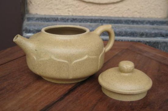 本山綠泥怎么分辨真假，真正的本山綠泥紫砂壺怎么鑒別？