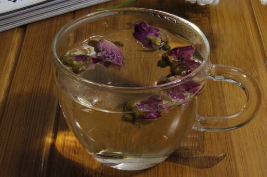 怎么判斷玫瑰花茶好不好，玫瑰花茶怎么樣鑒別