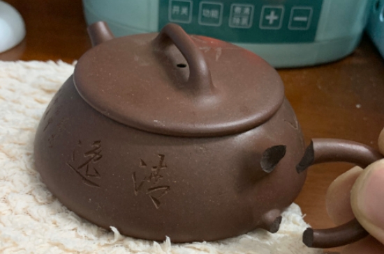 新買的紫砂壺為什么會裂，真的紫砂壺是不是很容易開裂？