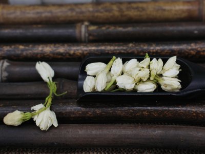 茉利花茶有什么功效作用，不適合什么人喝？