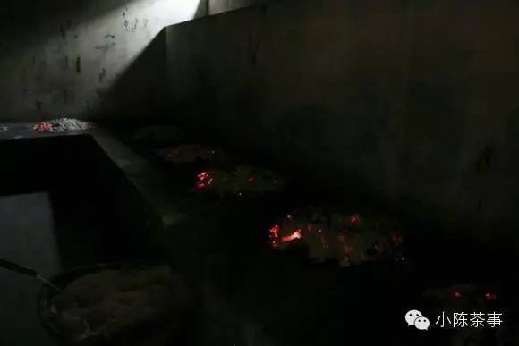 怎樣炭焙巖茶？揭秘武夷巖茶的炭焙技藝