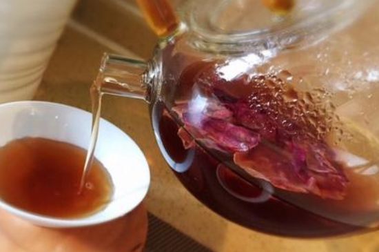喝玫瑰花茶能祛斑嗎，玫瑰花茶有祛斑的功效嗎？