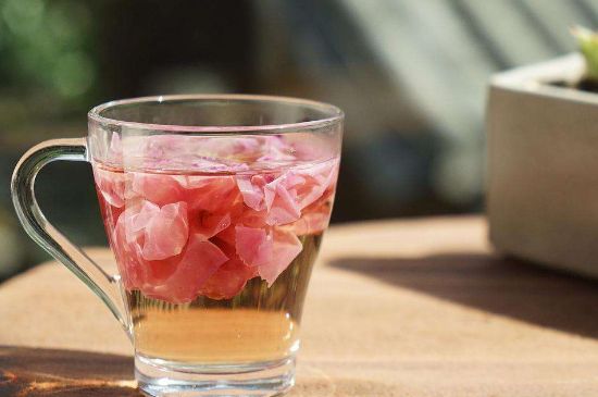 玫瑰花茶和什么搭配好，玫瑰花茶的搭配大全！