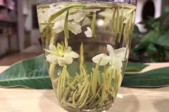 茉莉銀針屬于什么茶，茉莉銀針適合什么人喝？