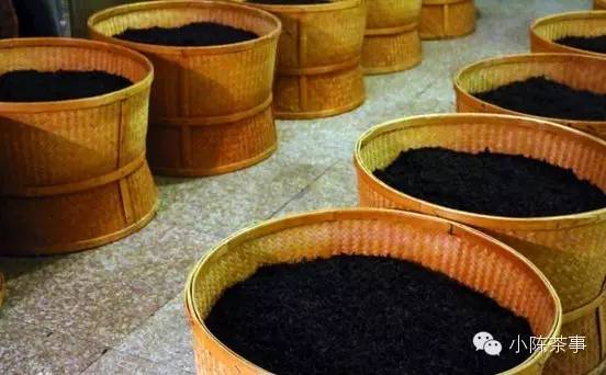 怎樣炭焙巖茶？揭秘武夷巖茶的炭焙技藝