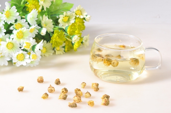喝菊花茶有什么效果，女人長期喝菊花茶好嗎？