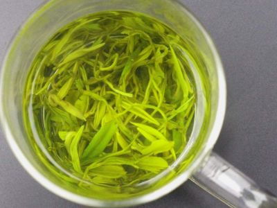 毛峰和毛尖哪個(gè)好一點(diǎn)，毛尖茶好還是毛峰茶好？
