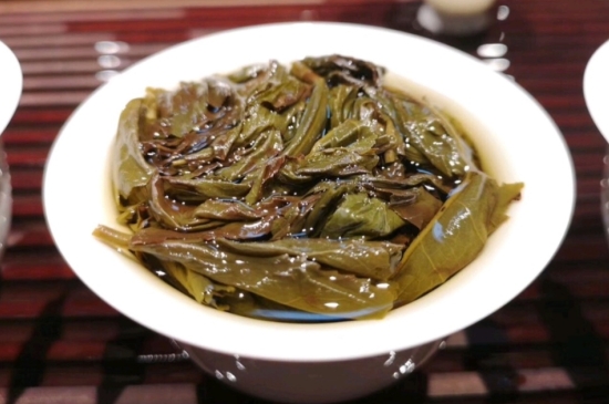 長期喝巖茶會上火嗎？巖茶這樣喝了容易上火！