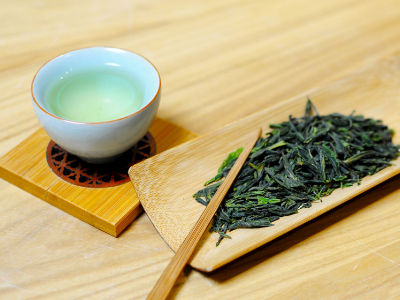紅茶和綠茶的區(qū)別，常喝紅茶好還是綠茶好？