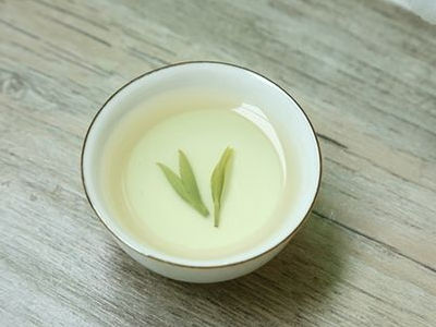 竹葉青茶怎么樣，檔次較高味道略苦價(jià)格比較貴