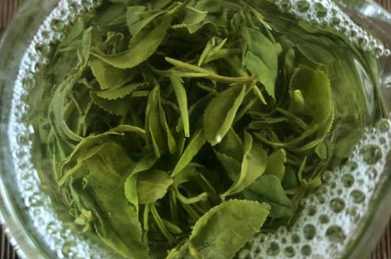 綠茶放了三年還能喝嗎，綠茶放久了喝了會怎樣