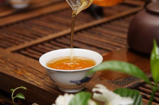 什么茶葉喝起來超級香，什么茶泡出來滿屋濃香?