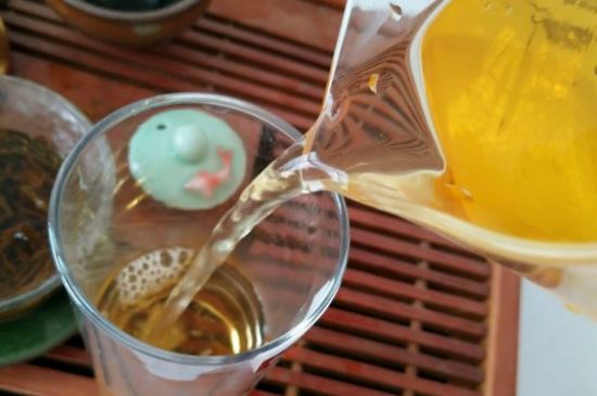 經(jīng)期喝紅茶有什么壞處，女性經(jīng)期可以喝紅茶嗎