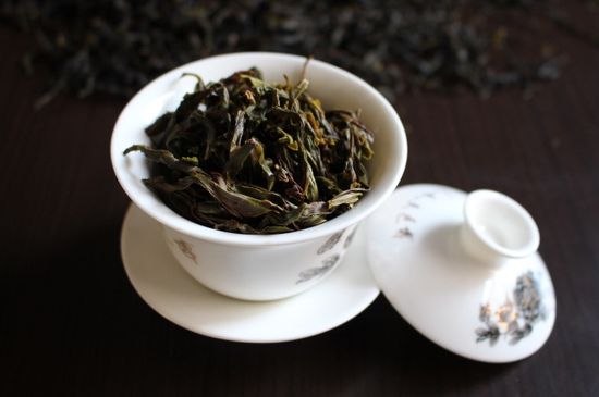 鋸朵仔跟鴨屎香哪個貴，鋸朵子和鴨屎香哪個好喝？