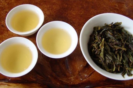 鳳凰單樅茶最貴的香型是哪個(gè)，蜜蘭香單樅的價(jià)格最貴