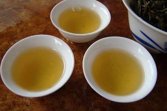 鴨屎香特點(diǎn)介紹，鳳凰單叢茶鴨屎香的口感和來歷