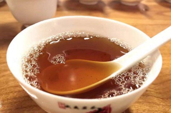 肉桂茶和大紅袍哪個貴，武夷山肉桂與大紅袍的價格比較