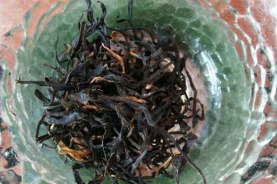 女人晚上喝紅茶好嗎，女人紅茶啥時(shí)候喝最好？