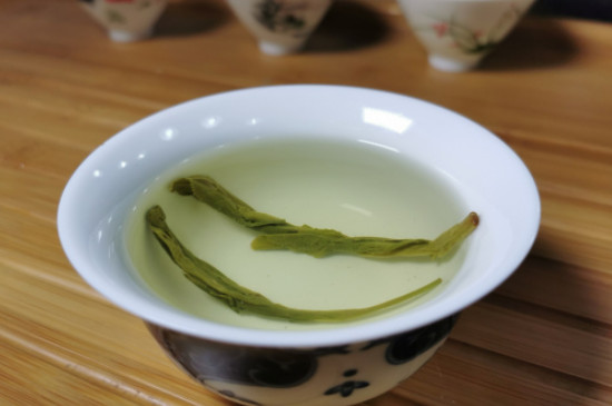 什么綠茶茶葉唇齒留香，哪個(gè)品種綠茶香氣好？